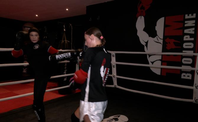 Boxe thaï : mission reconquête mondiale pour Erika Van Wymeersch et Celya Culot
