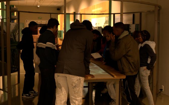 La Louvière : des élèves réunionnais découvrent l’ascenseur de Strépy-Thieu