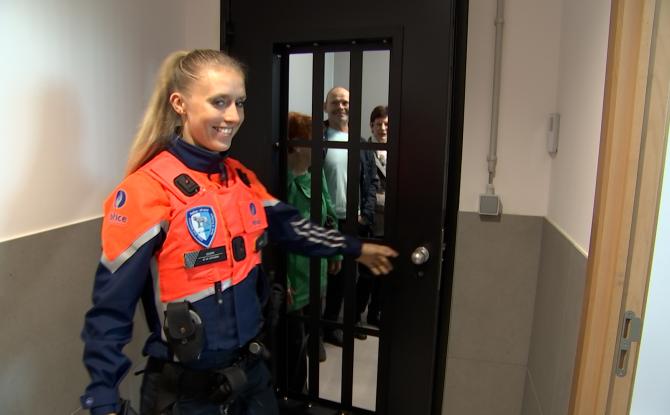 La Louvière: le grand public découvre le nouveau commissariat de police