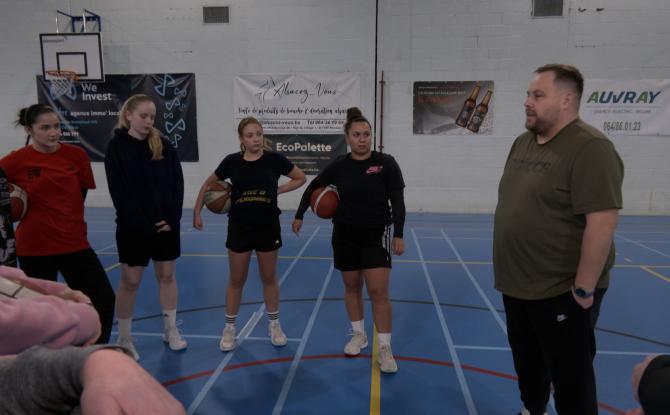 P1 Dames : Après une préparation compliquée, Péronnes vise le titre