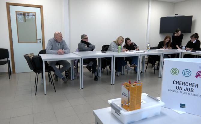 La Louvière: quelle reconversion pour le personnel CORA ?