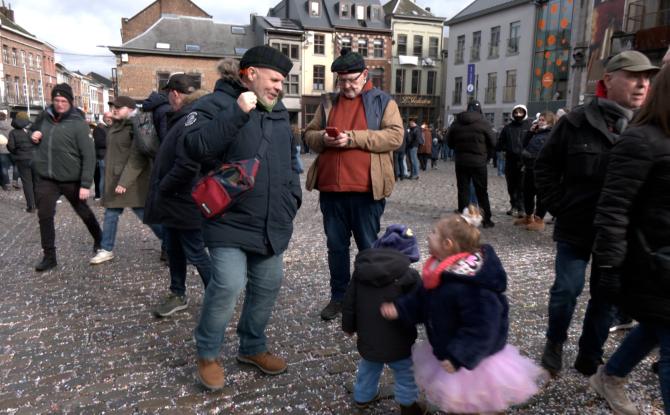 Binche : on vient de loin pour le carnaval
