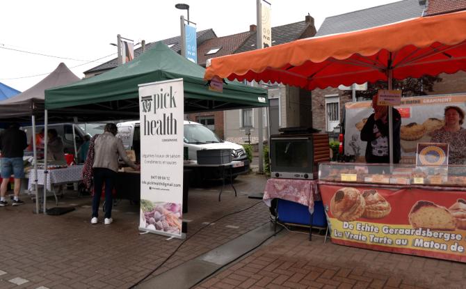 Un marché des producteurs "du champ à l'assiette"